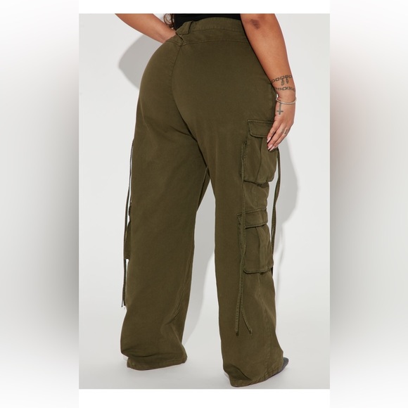 Fashion Nova Cargo Pants - Picture 2 of 7